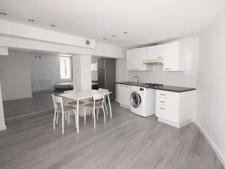 NÎMES   Grand'Rue   P2  47,72 m2 RDC   107 000 EUR — photo 1