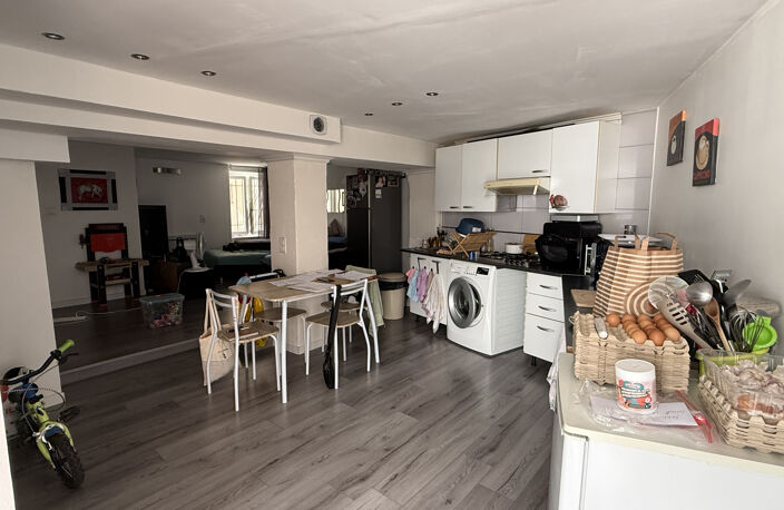 NÎMES   Grand'Rue   P2  47,72 m2 RDC   107 000 EUR — photo 2
