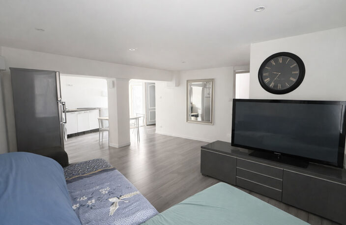 NÎMES   Grand'Rue   P2  47,72 m2 RDC   107 000 EUR — photo 5