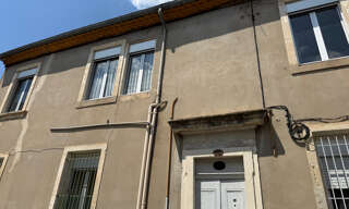 Immeuble  140 m² à vendre à Nîmes (30000)