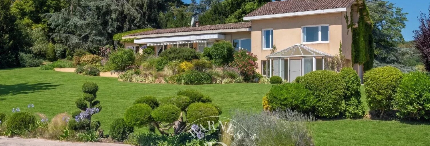 Maison 9 Pièces 255 m² à vendre à Lentilly (69210)