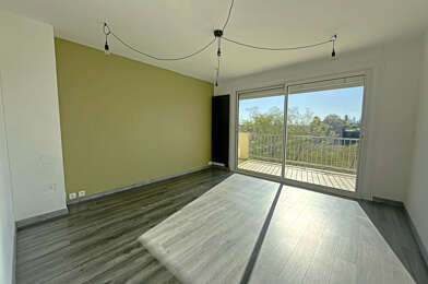 Appartement 3 pièces 760 €