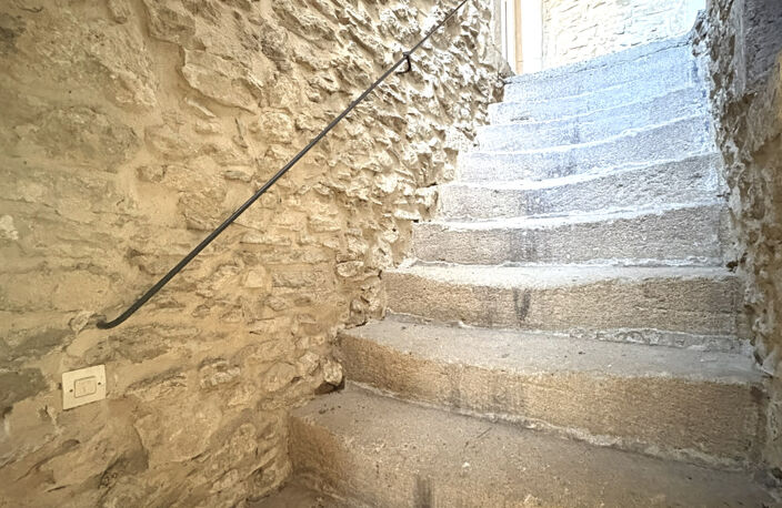 DEPT-30-A VENDRE-LAUDUN  Grande maison de village à rénover — photo 3