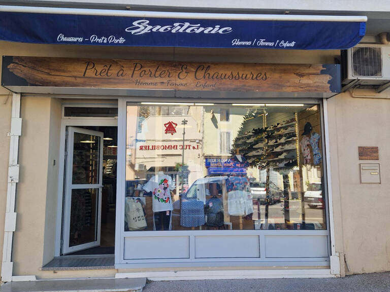 pas de porte avenue pasteur bollene 84500 — photo 1