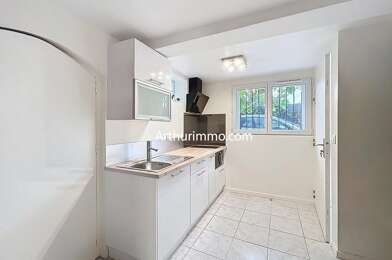 Appartement 3 pièces 1050 €
