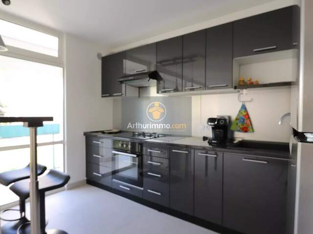Appartement 4 pièces 71 m² à Apt — photo du bien