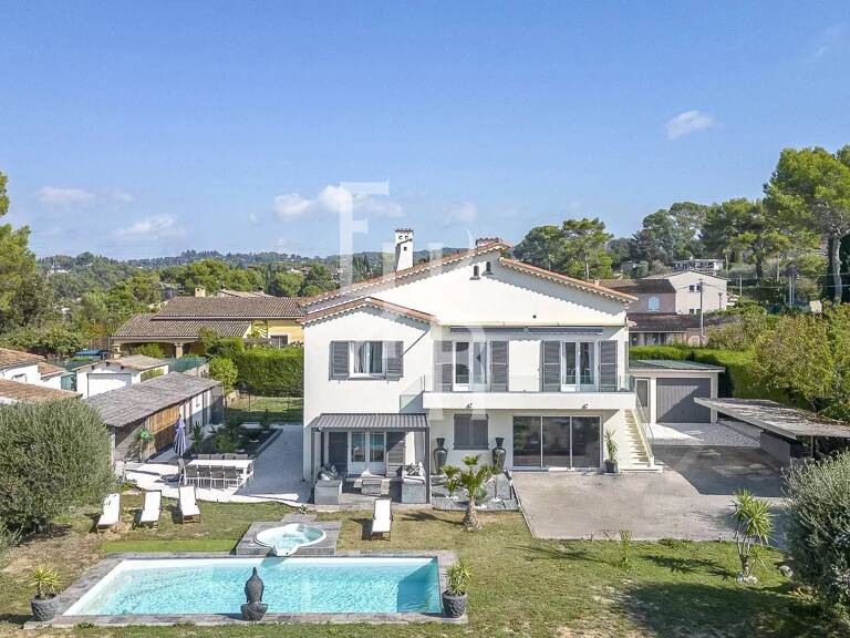 Villa provençale rénovée avec piscine et grande garage — photo 1