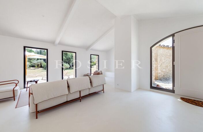 Maison en pierre rénovée avec piscine et jardin paysager à Gorde — photo 4