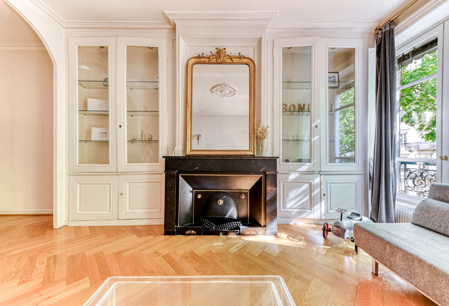 Lyon 6 - Foch: Un appartement en étage élevé de 81m2, 2 cham — photo 1