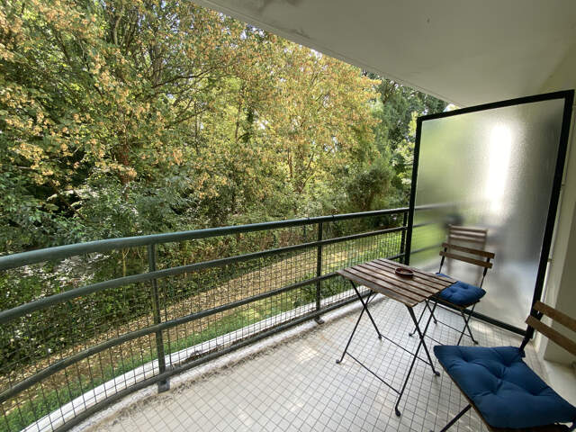 T4  RUE DESGREES DU LOU — photo du bien
