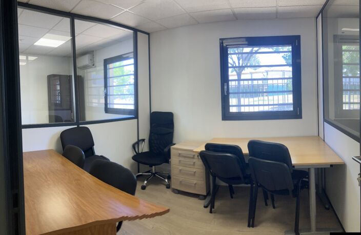 Bureau — photo 3