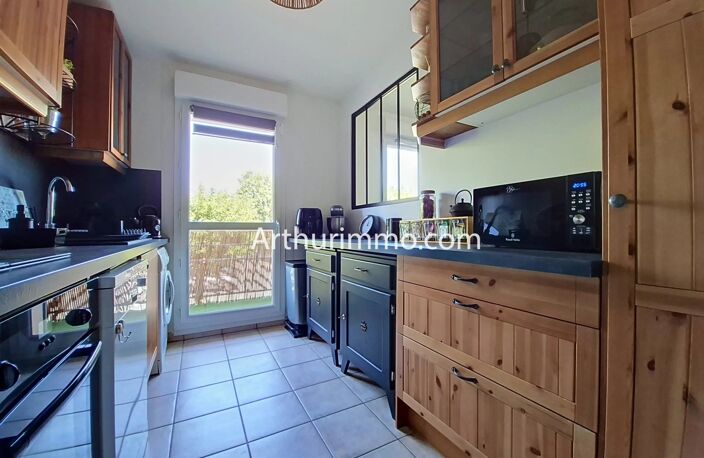 T3 lumineux de 65 m² avec extérieur, box et faibles charges — photo 3