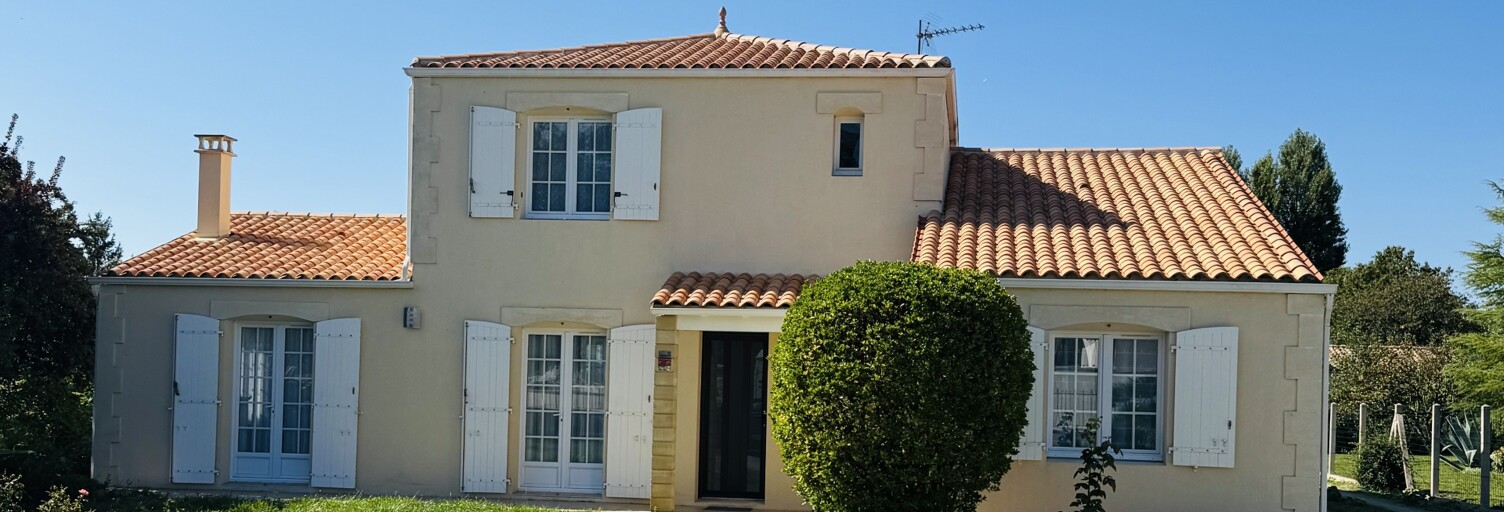 Maison 6 Pièces 143 m² à vendre à Saintes (17100)