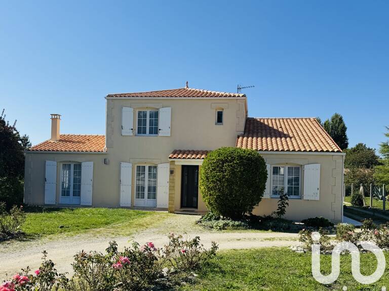 Vente Maison/villa 6 pièces — photo 1