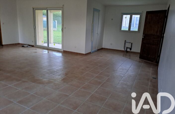 Vente Maison/villa 5 pièces — photo 3