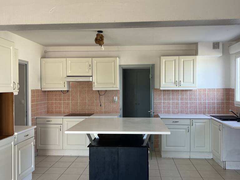 Vente Maison de campagne 8 pièces — photo 1