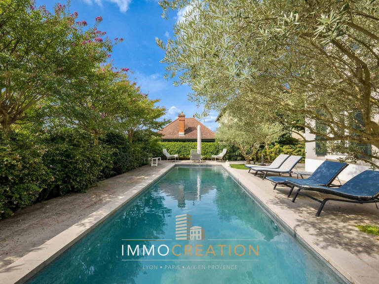 A VENDRE Propriété exceptionnelle de plus de 300 m2 piscine — photo 1