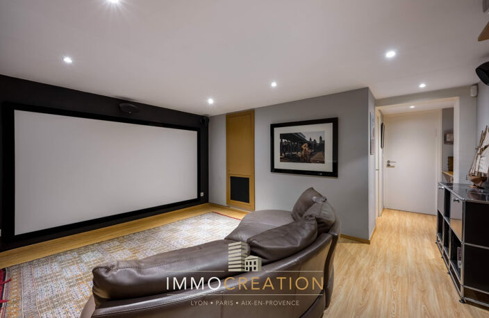 A VENDRE Propriété exceptionnelle de plus de 300 m2 piscine — photo 5
