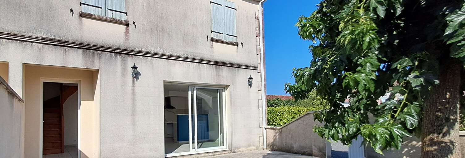 Maison 3 Pièces 71 m² à louer à Pérignac (17800)