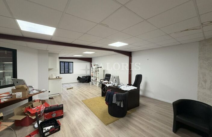 LOCAL D'ACTIVITE - ATELIER à LOUER — photo 3
