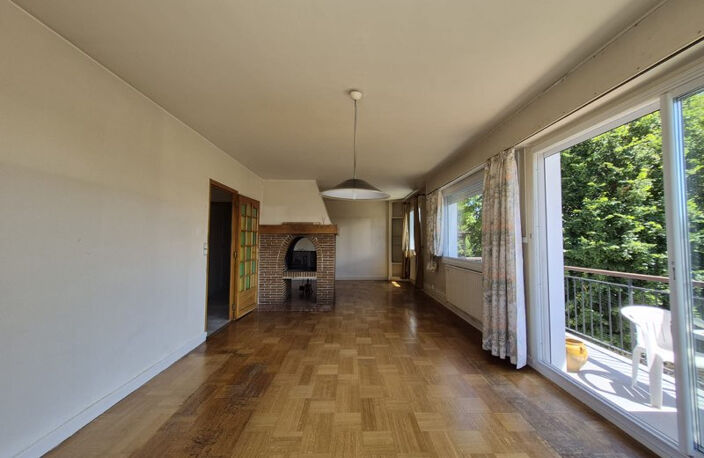 Appartement à vendre - Les Gobelins - 100 m² - 2 chambres - Grand balcon filant, garage — photo 4