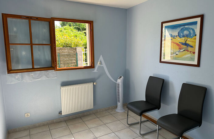 ROCHEFORT - OPPORTUNITÉ RARE POUR PROFESSION LIBÉRALE OU PROJET D'HABITATION — photo 5