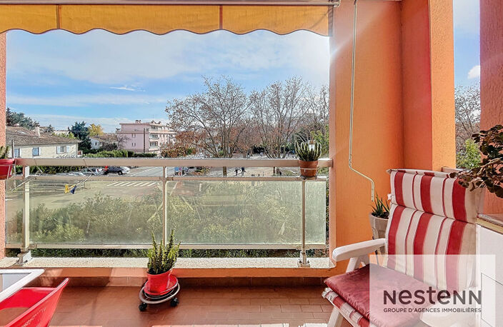 Grand T2 de 47 m² avec terrasse plein Sud, parking et cave — photo 2