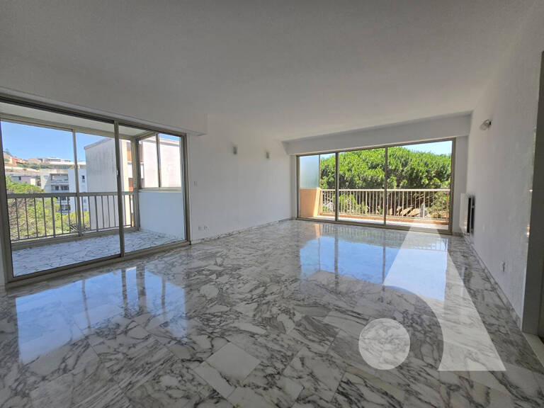 Saint-Raphaël  4 p - 104,65 m²  carrez-  Beaux volumes, lumineux, CV à pied — photo 1