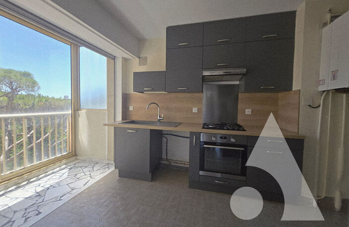Saint-Raphaël  4 p - 104,65 m²  carrez-  Beaux volumes, lumineux, CV et MER à pied — photo 5