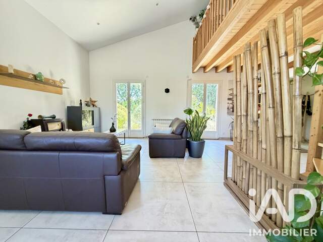 Vente Maison traditionnelle 6 pièces — photo du bien