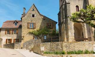 Immeuble  257 m² à vendre à Saint-Médard-de-Presque (46400)