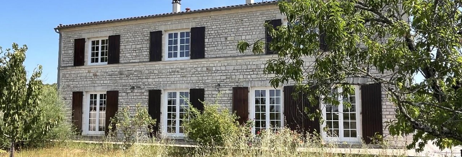 Maison 8 Pièces 230 m² à vendre à Chérac (17610)