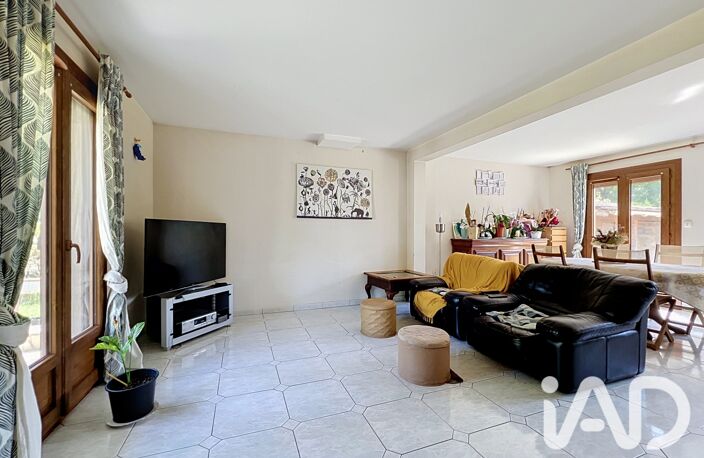 Vente Maison/villa 6 pièces — photo 2