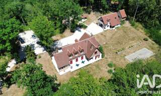 Maison 12 Pièces 386 m² à vendre à Mont-près-Chambord (41250)