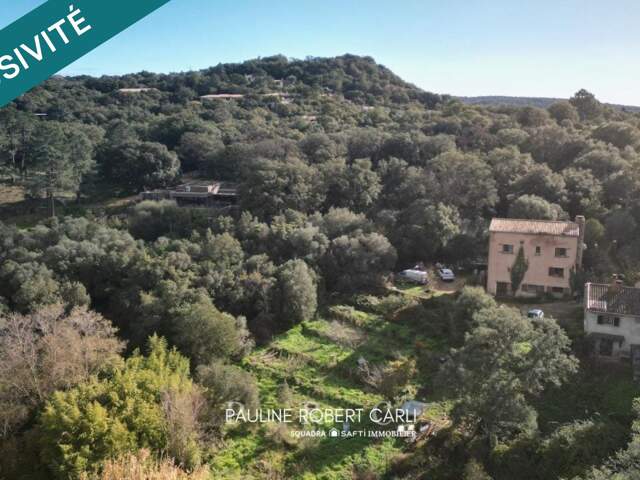 Opportunité à Lecci: Ensemble immobilier à rénover — photo du bien
