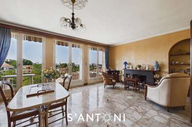 Appartement 4 pièces 145500 €