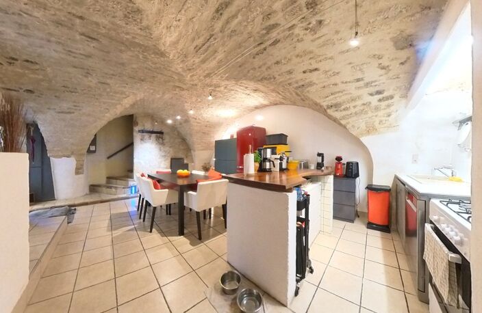 Charmante maison de village avec terrasse ensoleillée au cur de Nézignan-l'Évêque — photo 4