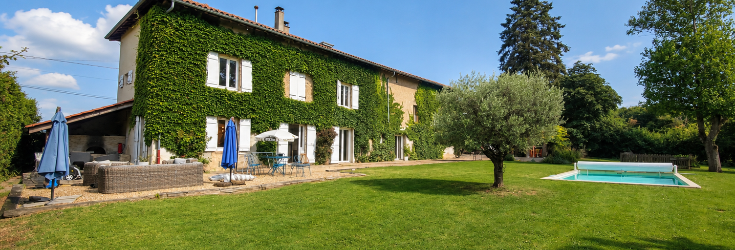 Maison 8 Pièces 200 m² à vendre à Civrieux (01390)