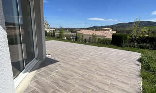 Maison 4 Pièces 81 m² à louer à Préaux (07290)