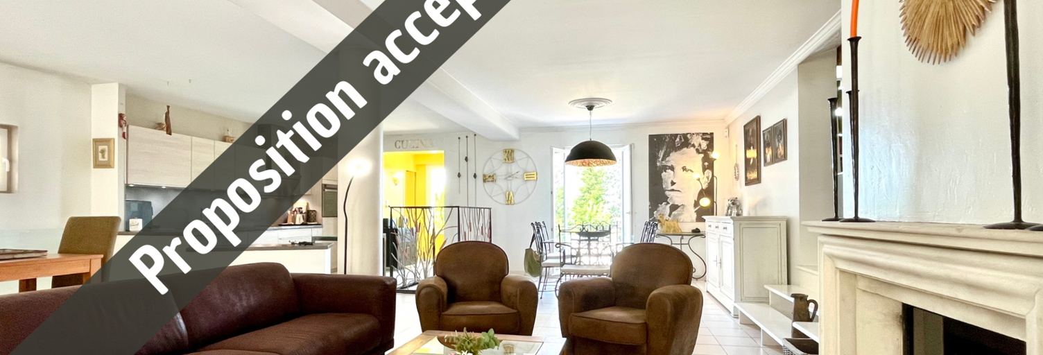 Maison 6 Pièces 211 m² à vendre à Dom-le-Mesnil (08160)