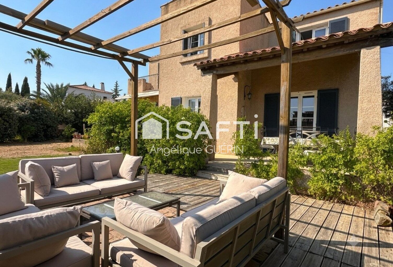 Maison individuelle avec jardin, double garage et potentiel d'agrandissement — photo 1
