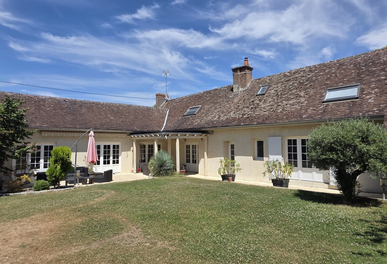 Vente Maison/villa 6 pièces — photo 1