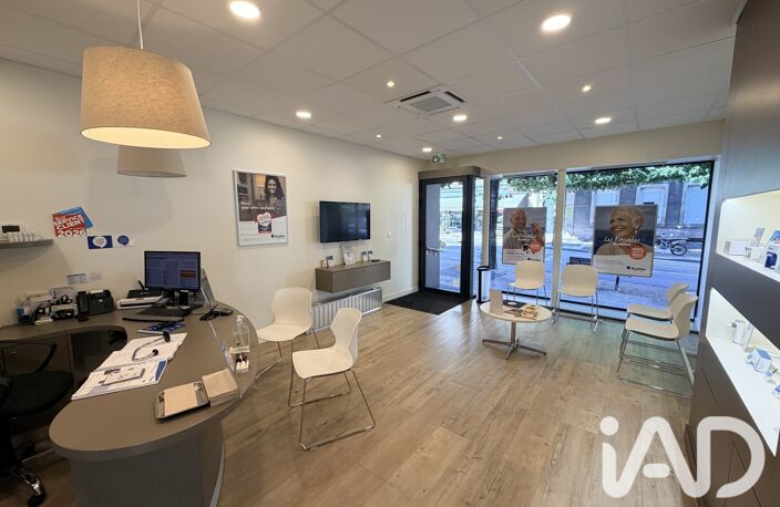 Vente Boutique/Local commercial 72 m&sup2; — photo 2