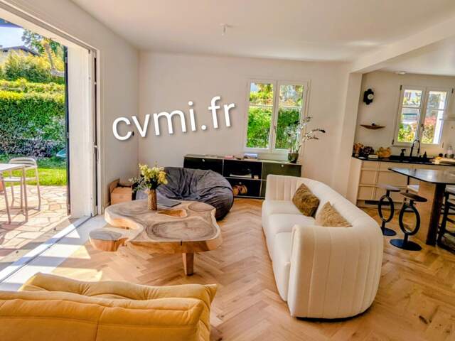 vente maison - 5 pièce(s) — photo du bien
