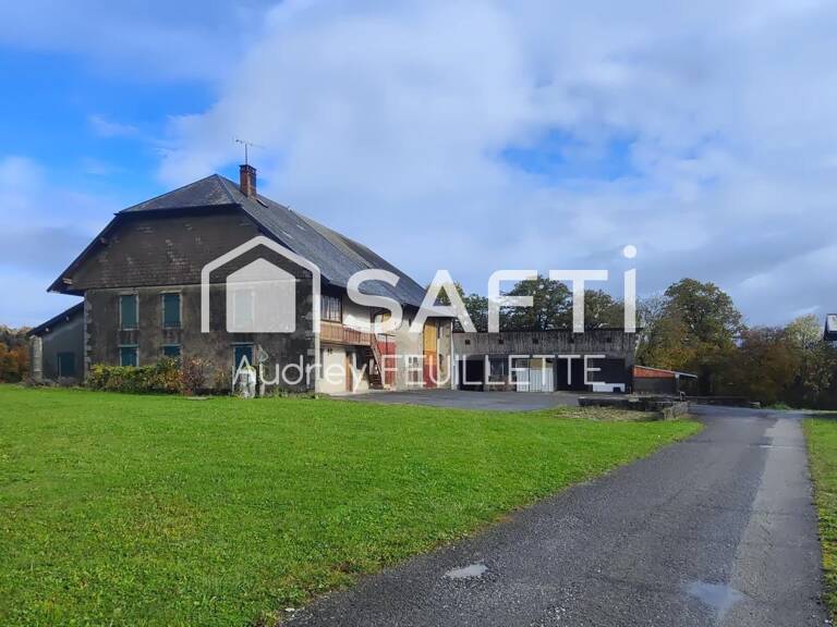 Grande maison ancienne 187,20 m² habitables avec vue dégagée sur les montagnes — photo 1