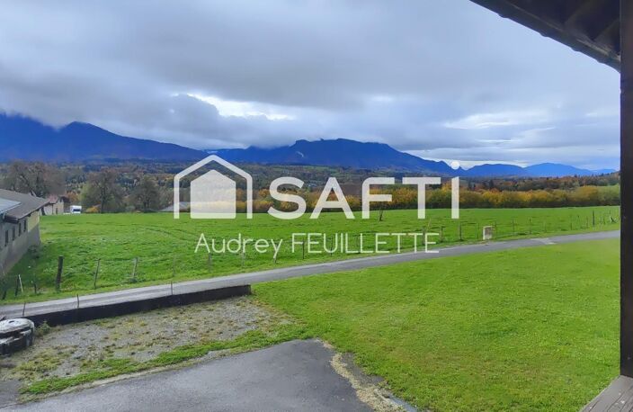 Grande maison ancienne 187,20 m² habitables avec vue dégagée sur les montagnes — photo 2