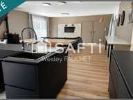 Maison  195 m²  6 chambres  Dépendances  Terrain de 805 m² — photo 3