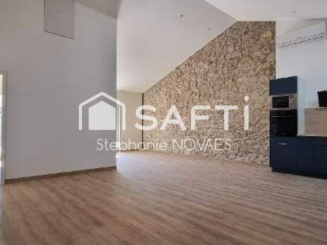 Béziers - Magnifique appartement T4 de 100 m² entièrement rénové, au dernier étage — photo du bien