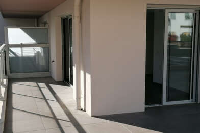 Appartement 2 pièces 902 €