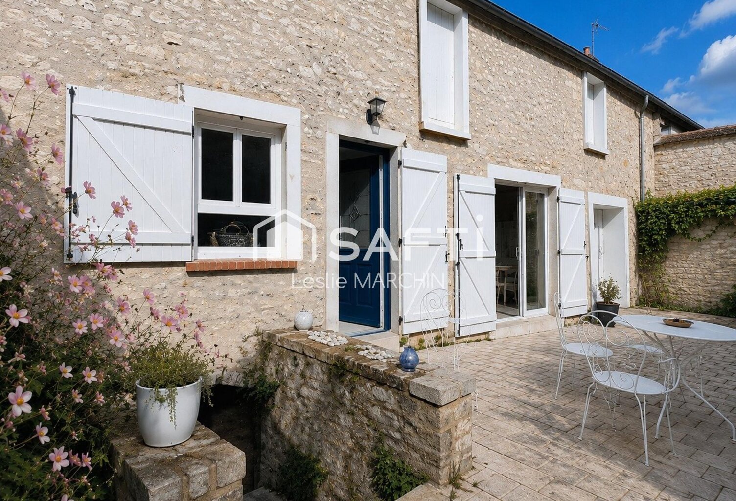 Charme intemporel d'un cottage en pierre — photo 1